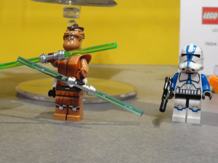 CreatureCantina.com: Toy Fair 2013 - Star Wars LEGOs!